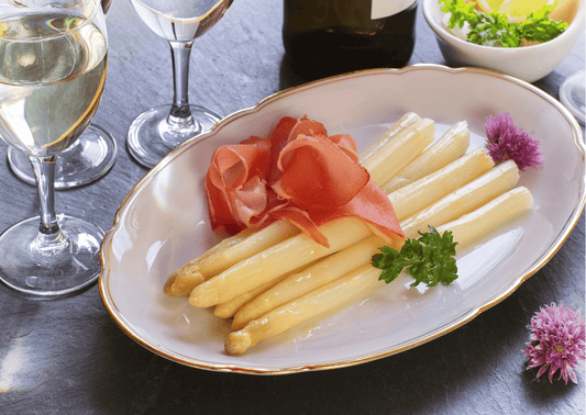 Wein zu Spargel: So findest du den perfekten Wein für Spargel Gerichte