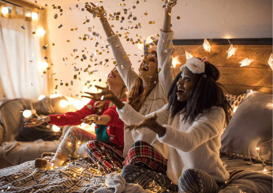Wein, Netflix und Pyjamas: Dein Weinabend wird mit diesen Tropfen zum Highlight