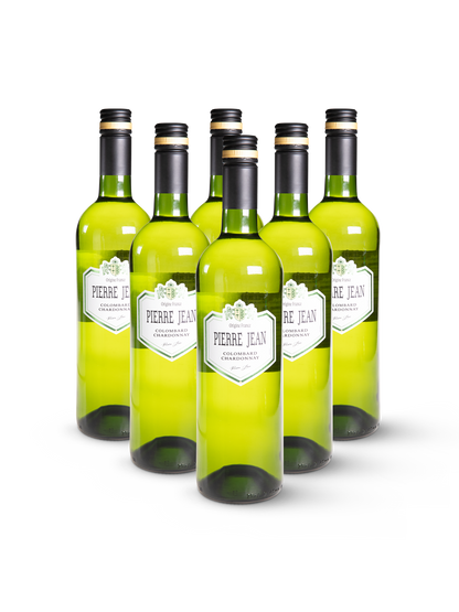 Weißwein Pierre Jean Colombard in 6 klaren Flaschen mit hellblauem Etikett auf weißem Hintergrund