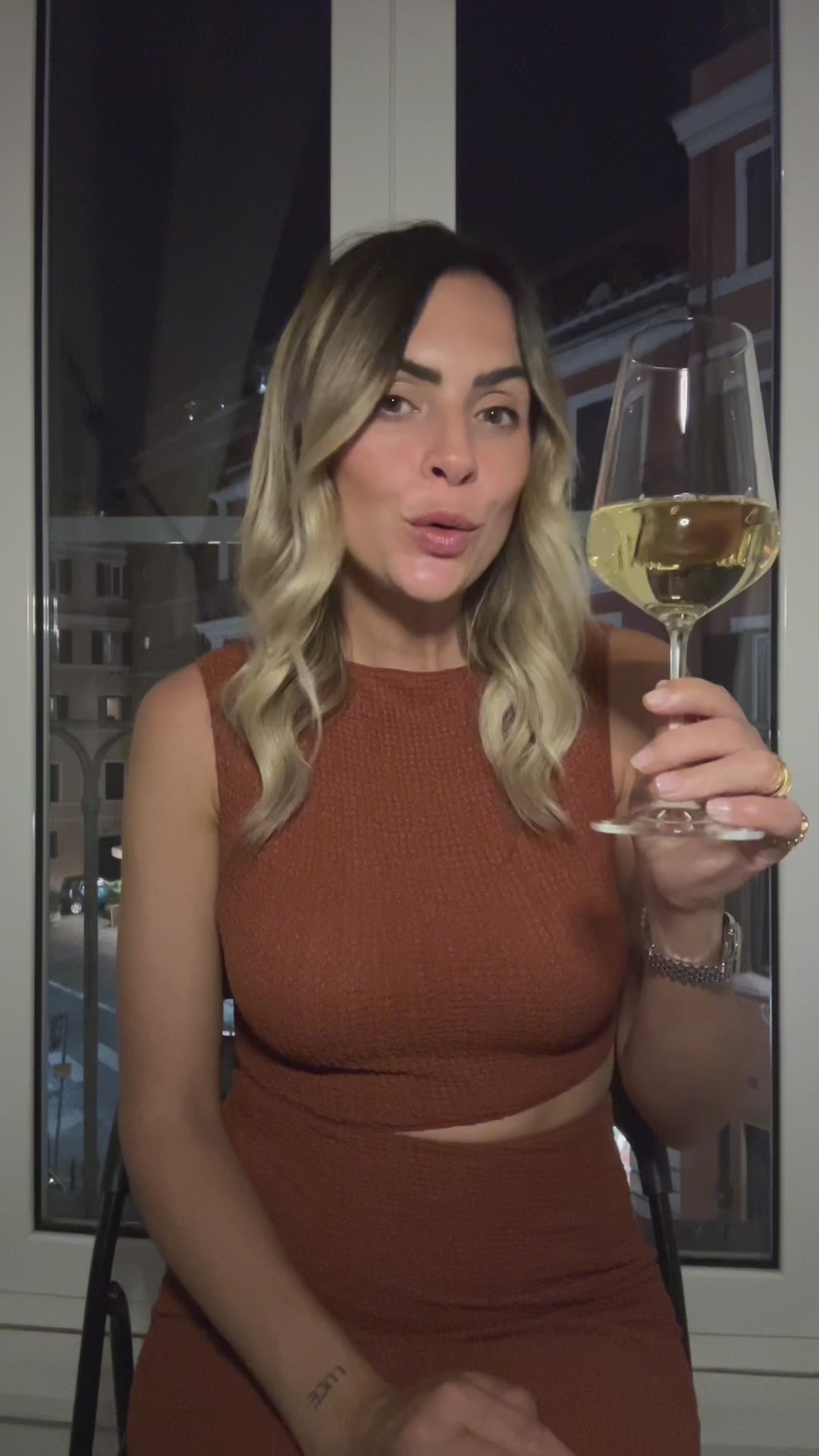 Penny Koumantsiotou stellt den Paladin Amico Filo Vino Bianco Frizzante vor