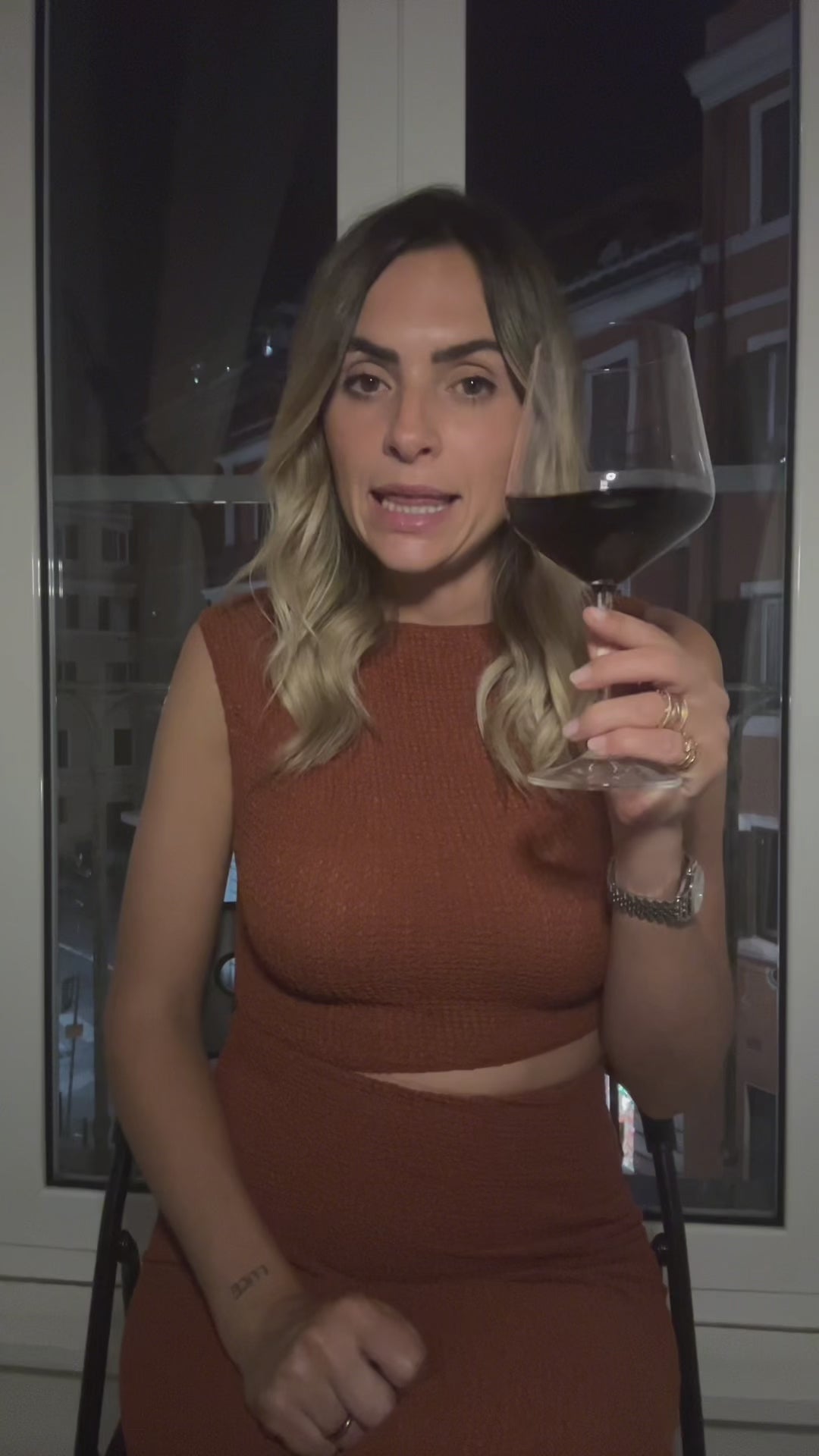 Video laden: Penny Koumantsiotou stellt den The Tapas Wine Collection Tempranillo Tinto vor